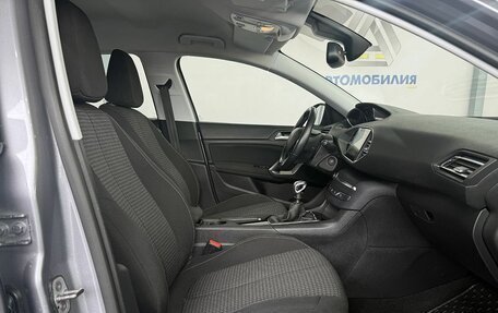 Peugeot 308 II, 2019 год, 1 349 000 рублей, 10 фотография