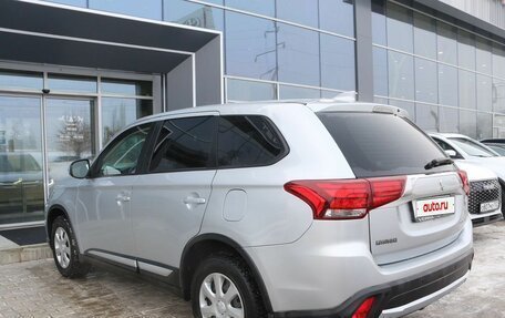 Mitsubishi Outlander III рестайлинг 3, 2017 год, 1 930 000 рублей, 4 фотография