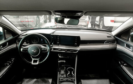 KIA K5, 2020 год, 2 850 000 рублей, 18 фотография