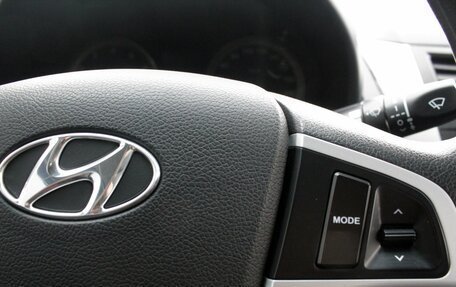 Hyundai Solaris II рестайлинг, 2013 год, 770 000 рублей, 12 фотография