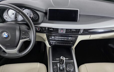 BMW X5, 2017 год, 3 800 000 рублей, 15 фотография