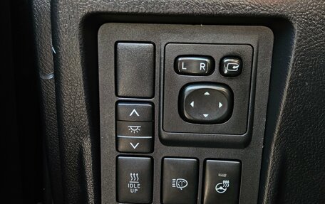 Toyota Land Cruiser Prado 150 рестайлинг 2, 2016 год, 3 699 000 рублей, 24 фотография