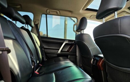 Toyota Land Cruiser Prado 150 рестайлинг 2, 2016 год, 3 699 000 рублей, 15 фотография