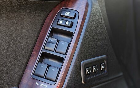 Toyota Land Cruiser Prado 150 рестайлинг 2, 2016 год, 3 699 000 рублей, 20 фотография