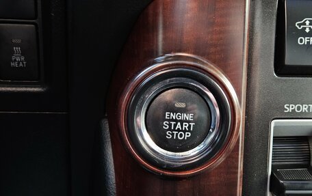 Toyota Land Cruiser Prado 150 рестайлинг 2, 2016 год, 3 699 000 рублей, 23 фотография