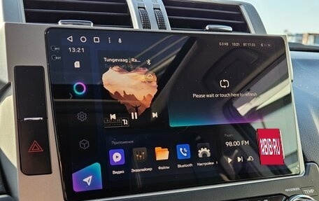 Toyota Land Cruiser Prado 150 рестайлинг 2, 2016 год, 3 699 000 рублей, 16 фотография