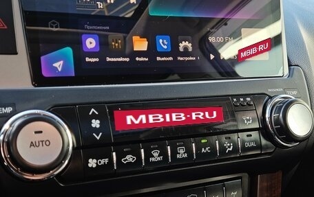 Toyota Land Cruiser Prado 150 рестайлинг 2, 2016 год, 3 699 000 рублей, 17 фотография