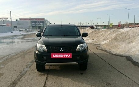 Mitsubishi L200 IV рестайлинг, 2018 год, 1 800 000 рублей, 3 фотография