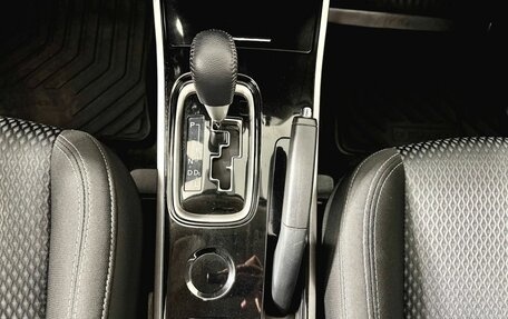 Mitsubishi Outlander III рестайлинг 3, 2021 год, 2 590 000 рублей, 18 фотография