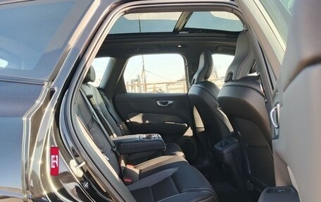 Volvo XC60 II, 2025 год, 6 400 000 рублей, 12 фотография