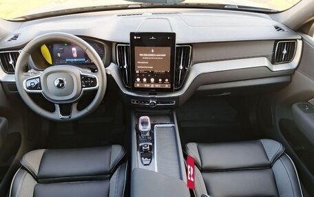 Volvo XC60 II, 2025 год, 6 400 000 рублей, 6 фотография