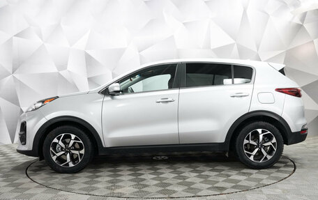 KIA Sportage IV рестайлинг, 2020 год, 2 400 000 рублей, 1 фотография