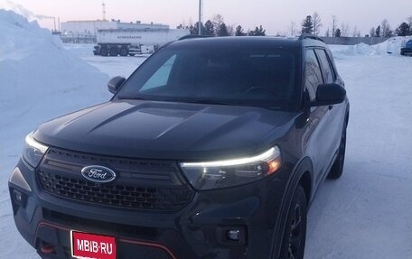 Ford Explorer VI, 2021 год, 3 800 000 рублей, 1 фотография