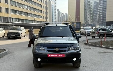 Chevrolet Niva I рестайлинг, 2018 год, 660 000 рублей, 2 фотография