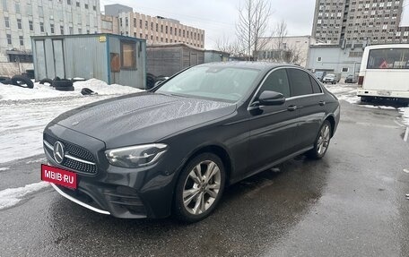 Mercedes-Benz E-Класс, 2021 год, 3 220 000 рублей, 2 фотография