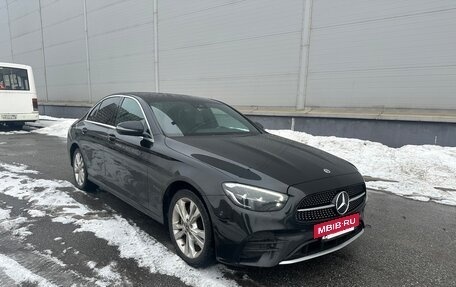 Mercedes-Benz E-Класс, 2021 год, 3 220 000 рублей, 8 фотография