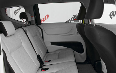 Toyota Sienta II, 2017 год, 1 350 000 рублей, 21 фотография