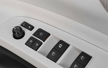 Toyota Sienta II, 2017 год, 1 350 000 рублей, 20 фотография