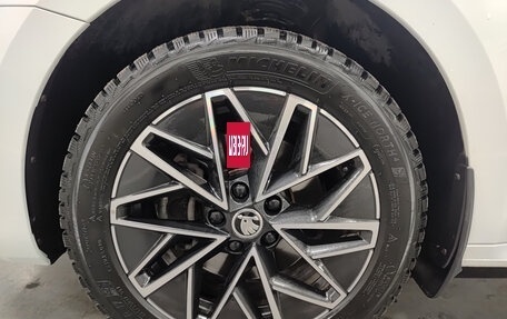 Skoda Octavia IV, 2022 год, 3 300 000 рублей, 18 фотография