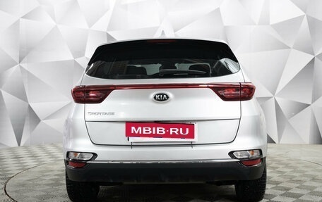 KIA Sportage IV рестайлинг, 2020 год, 2 400 000 рублей, 2 фотография