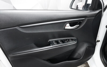 KIA Rio IV, 2018 год, 1 230 000 рублей, 15 фотография