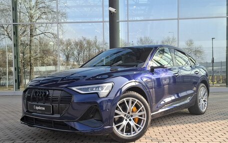 Audi e-tron I, 2020 год, 4 830 000 рублей, 1 фотография