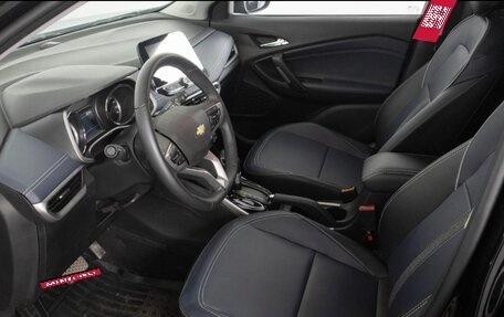 Chevrolet Tracker, 2023 год, 2 300 000 рублей, 9 фотография