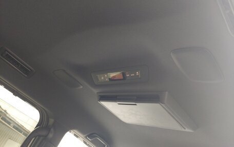 Toyota Voxy III, 2018 год, 2 690 000 рублей, 11 фотография