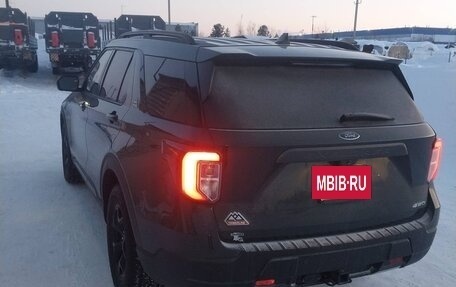 Ford Explorer VI, 2021 год, 3 800 000 рублей, 3 фотография