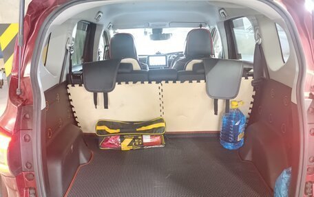 Toyota Sienta II, 2019 год, 1 750 000 рублей, 25 фотография