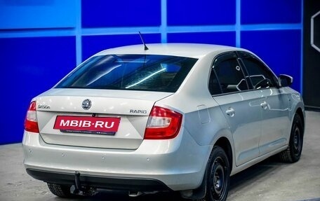 Skoda Rapid I, 2014 год, 850 000 рублей, 6 фотография