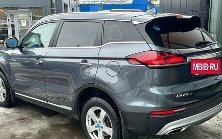 Geely Atlas, 2022 год, 2 000 000 рублей, 4 фотография