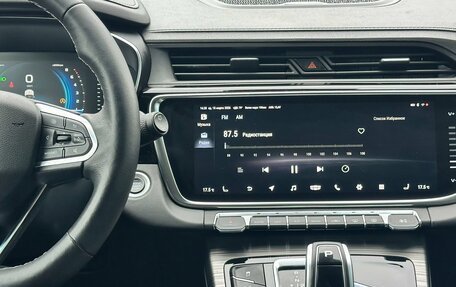 Geely Atlas, 2022 год, 2 000 000 рублей, 18 фотография