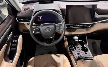 Toyota Highlander, 2025 год, 5 490 000 рублей, 13 фотография