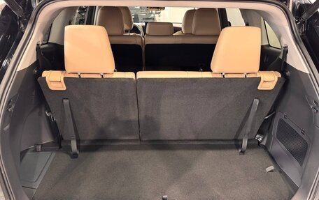 Toyota Highlander, 2025 год, 5 490 000 рублей, 30 фотография