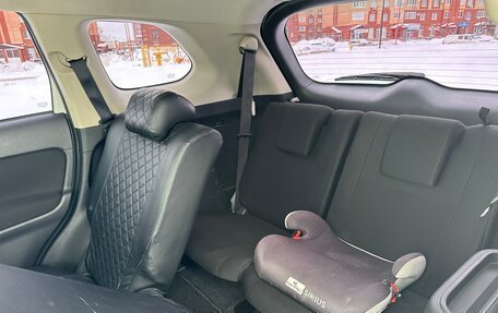 Mitsubishi Outlander III рестайлинг 3, 2021 год, 1 230 000 рублей, 13 фотография