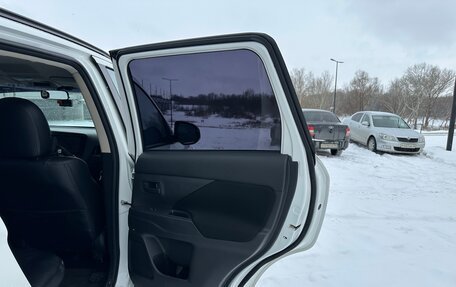 Mitsubishi Outlander III рестайлинг 3, 2021 год, 1 230 000 рублей, 14 фотография