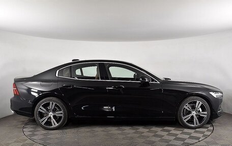 Volvo S60 III, 2020 год, 2 990 000 рублей, 3 фотография