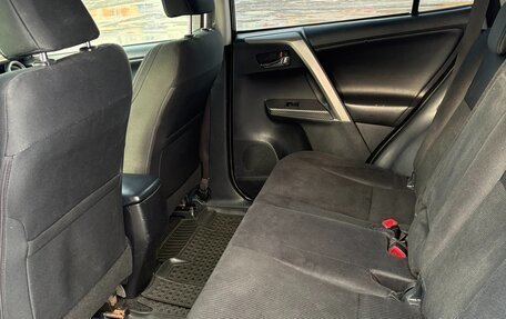 Toyota RAV4, 2013 год, 1 750 000 рублей, 12 фотография