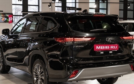 Toyota Highlander, 2025 год, 5 890 000 рублей, 6 фотография