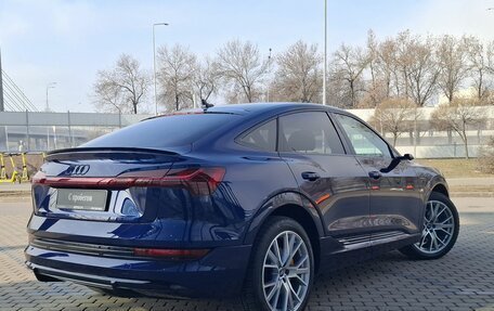 Audi e-tron I, 2020 год, 4 830 000 рублей, 2 фотография