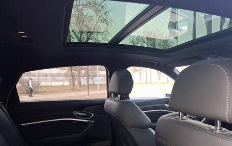 Audi e-tron I, 2020 год, 4 830 000 рублей, 31 фотография