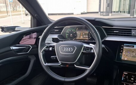 Audi e-tron I, 2020 год, 4 830 000 рублей, 36 фотография