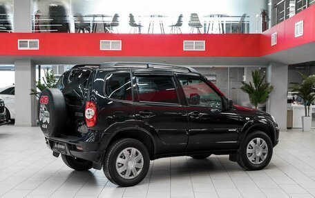 Chevrolet Niva I рестайлинг, 2016 год, 725 000 рублей, 2 фотография