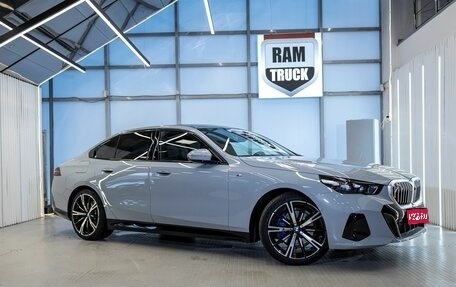 BMW 5 серия, 2024 год, 8 999 999 рублей, 1 фотография