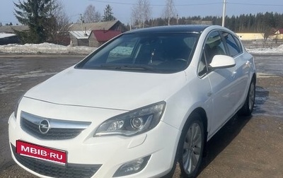 Opel Astra J, 2011 год, 630 000 рублей, 1 фотография