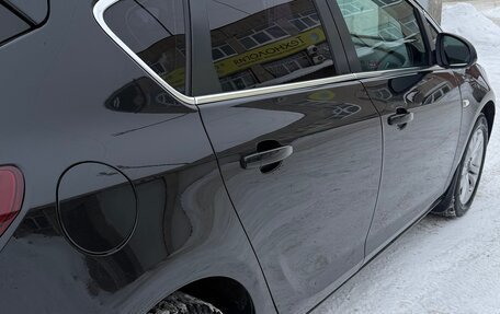 Opel Astra J, 2011 год, 820 000 рублей, 4 фотография