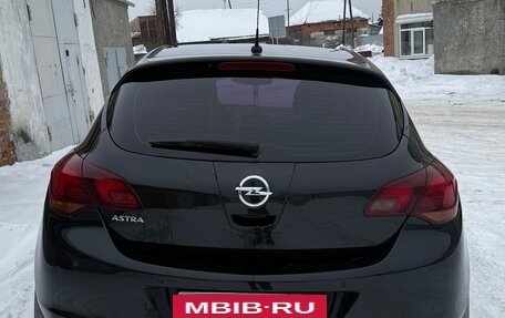 Opel Astra J, 2011 год, 820 000 рублей, 3 фотография