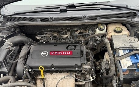 Opel Astra J, 2011 год, 820 000 рублей, 11 фотография