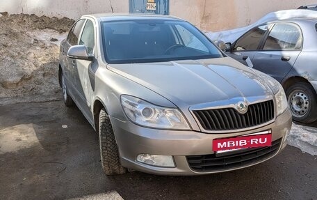 Skoda Octavia, 2010 год, 650 000 рублей, 2 фотография